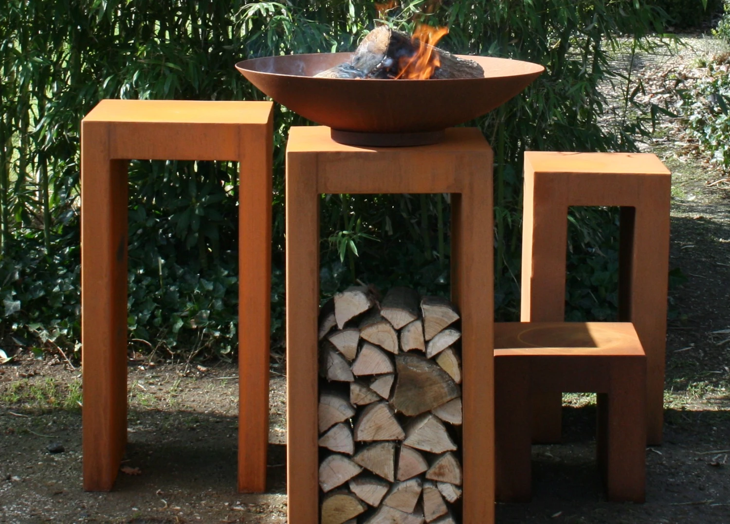 Vuurschaal Cortenstaal 150 X 31 Cm 4 Vuurschaal Cortenstaal 150 X 31 Cm - Afbeelding 2